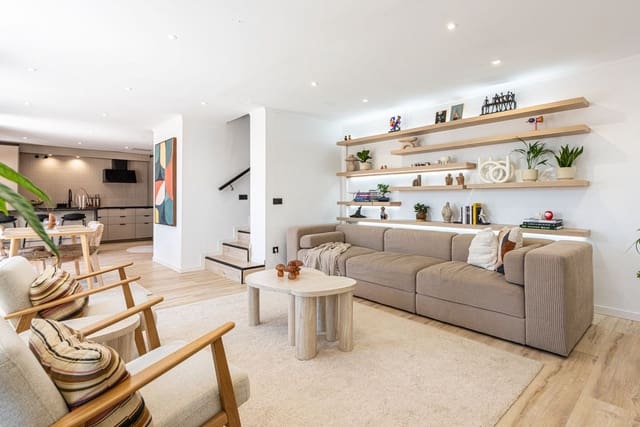 2 Zimmer Apartment zu verkaufen in La Duquesa / Puerto de la Duquesa, Manilva mit Garage - 419.000 € (Ref: 9880394)