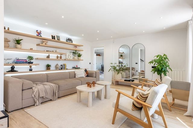 2 Zimmer Apartment zu verkaufen in La Duquesa / Puerto de la Duquesa, Manilva mit Garage - 419.000 € (Ref: 9880394)