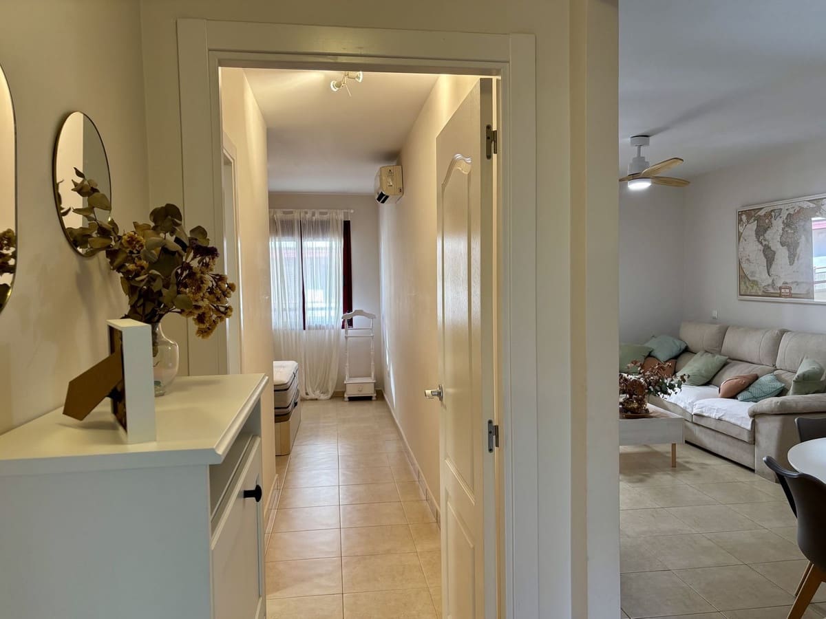 2 sypialnia Apartament na sprzedaż w Rincon de la Victoria z garażem - 295 000 € (Ref: 9880395)