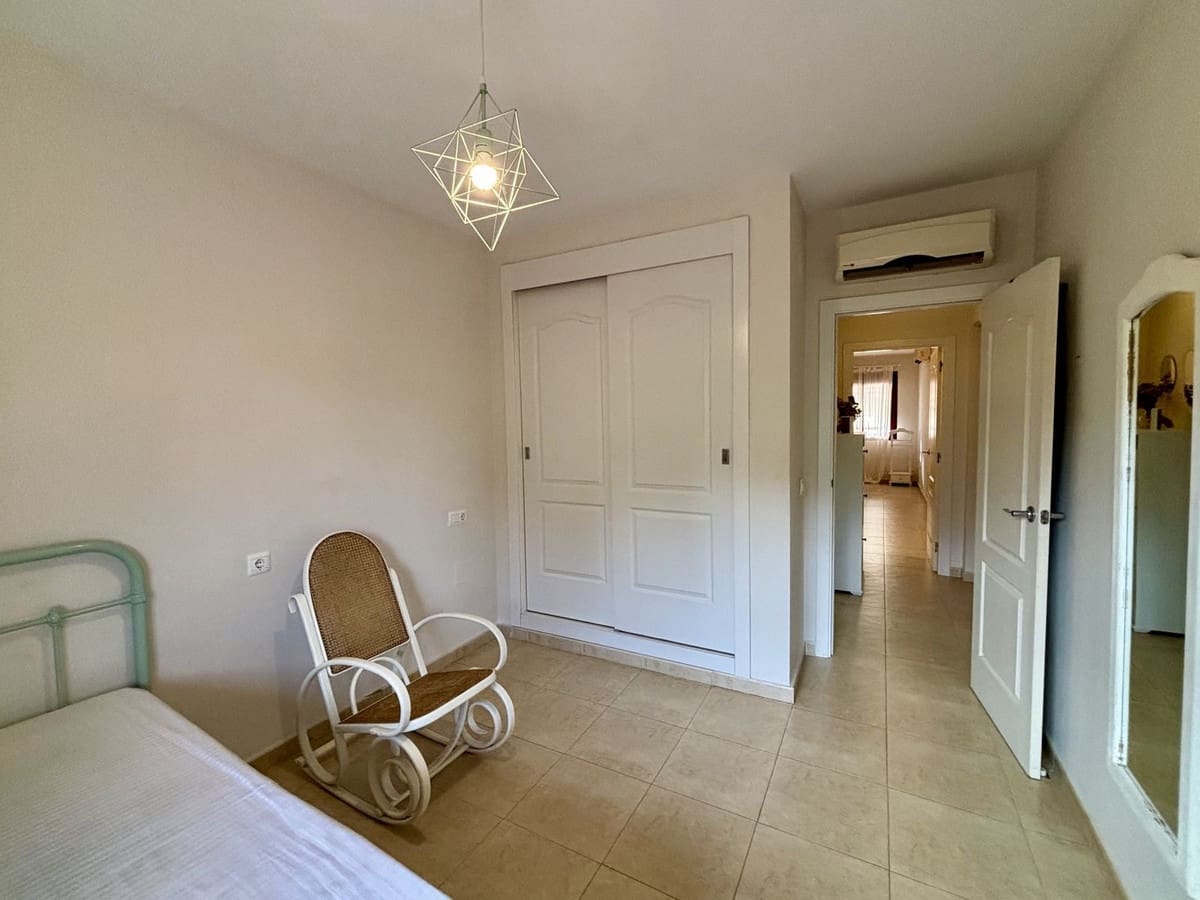 2 sypialnia Apartament na sprzedaż w Rincon de la Victoria z garażem - 295 000 € (Ref: 9880395)