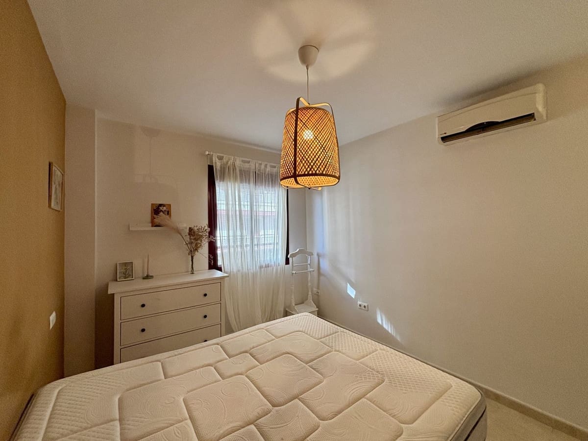 2 sypialnia Apartament na sprzedaż w Rincon de la Victoria z garażem - 295 000 € (Ref: 9880395)