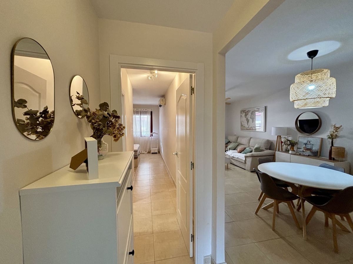 2 sypialnia Apartament na sprzedaż w Rincon de la Victoria z garażem - 295 000 € (Ref: 9880395)