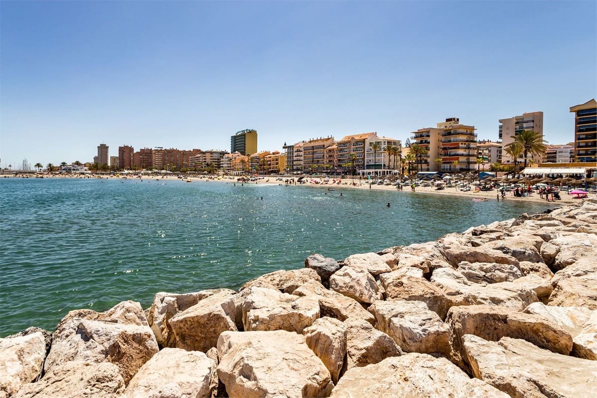 3 soverom Leilighet til salgs i Fuengirola med garasje - € 439 000 (Ref: 9880396)