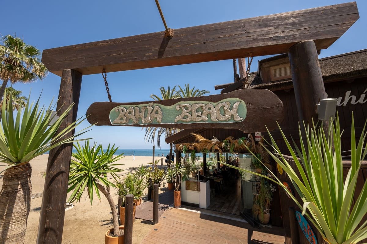 2 soveværelse Lejlighed til salg i Estepona med garage - € 339.000 (Ref: 9885362)