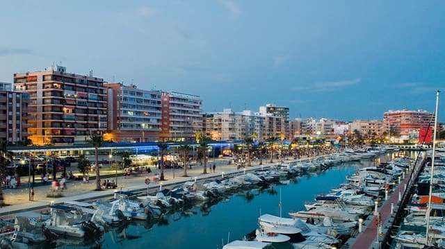 3 camera da letto Appartamento in vendita in Alicante città - 380.000 € (Rif: 9885386)