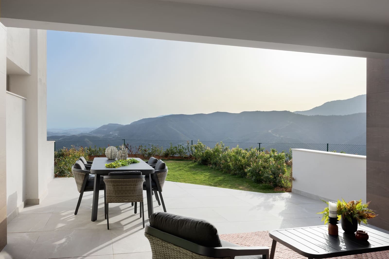 Adosado de 3 habitaciones en Istán en venta con piscina garaje - 590.000 € (Ref: 9885569)