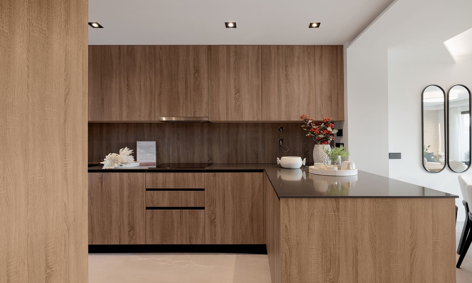 Adosado de 3 habitaciones en Istán en venta con piscina garaje - 590.000 € (Ref: 9885569)