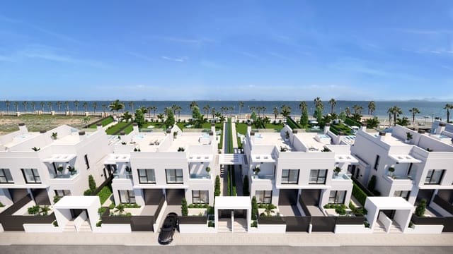 Adosado de 3 habitaciones en Centro, Los Alcázares en venta con piscina - 1.390.000 € (Ref: 9885632)