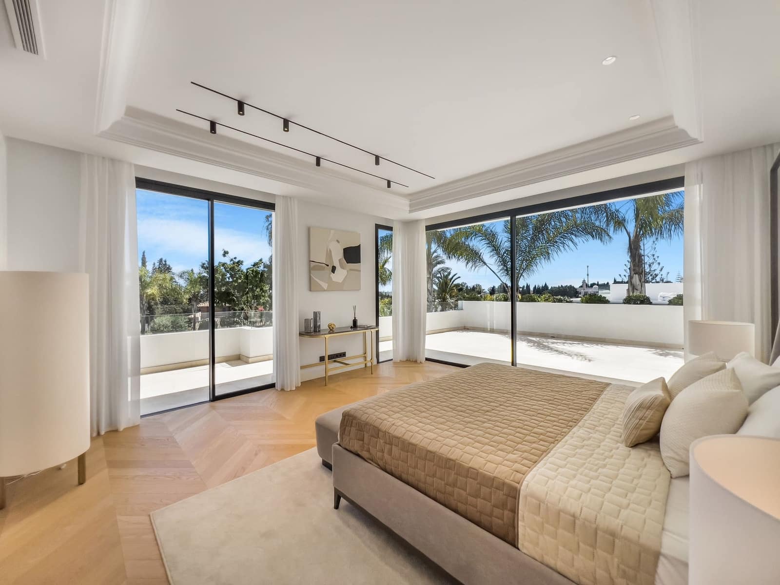 Chalet de 6 habitaciones en Marbella en venta - 6.400.000 € (Ref: 9886214)