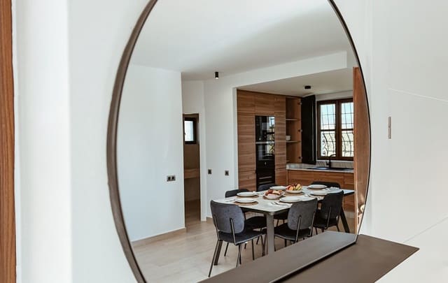 3 slaapkamer Villa te koop in Cuevas del Almanzora - € 465.000 (Ref: 9886343)