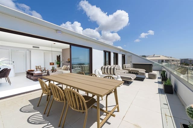 1 quarto Penthouse para venda em Castillo Sohail, Fuengirola - 595 000 € (Ref: 9886414)