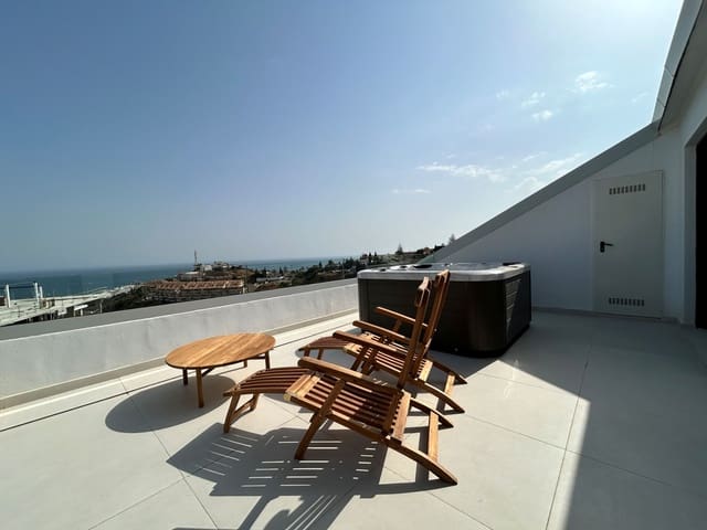 3 soveværelse Penthouse til salg i Castillo Sohail, Fuengirola - € 899.000 (Ref: 9886416)