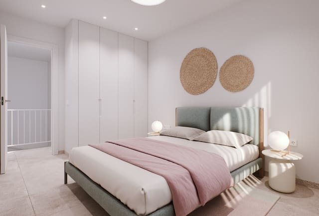 Adosado de 3 habitaciones en Pilar de la Horadada ciudad, Pilar de la Horadada en venta con piscina - 305.000 € (Ref: 9886986)
