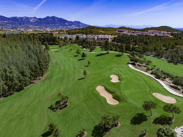 2 bedroom Penthouse for sale in Las Lagunas de Mijas, Mijas - € 485,000 (Ref: 9887267)