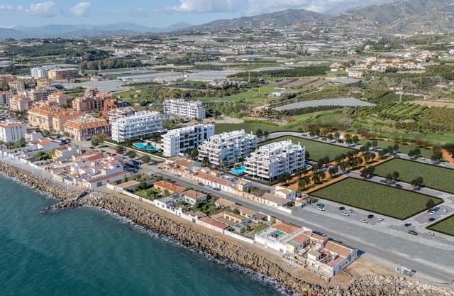 3 quarto Apartamento para venda em Vélez-Málaga - 300 000 € (Ref: 9887365)