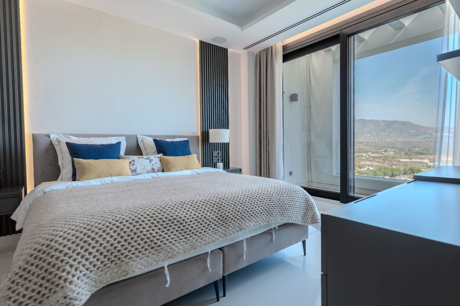 5 soverom Villa til salgs i Mijas med svømmebasseng - € 3 990 000 (Ref: 9887483)