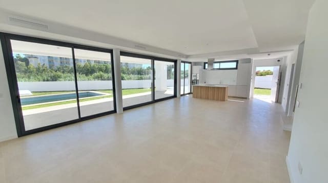 4 makuuhuone Huvila myytävänä paikassa Manilva Pueblo, Manilva - 1 065 000 € (Ref: 9887667)