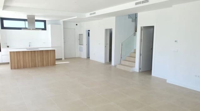 4 makuuhuone Huvila myytävänä paikassa Manilva Pueblo, Manilva - 1 065 000 € (Ref: 9887667)
