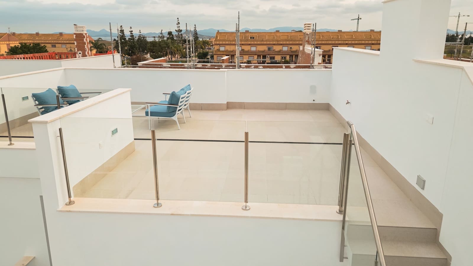 3 slaapkamer Villa te koop in Los Alcazares - € 467.000 (Ref: 9887766)