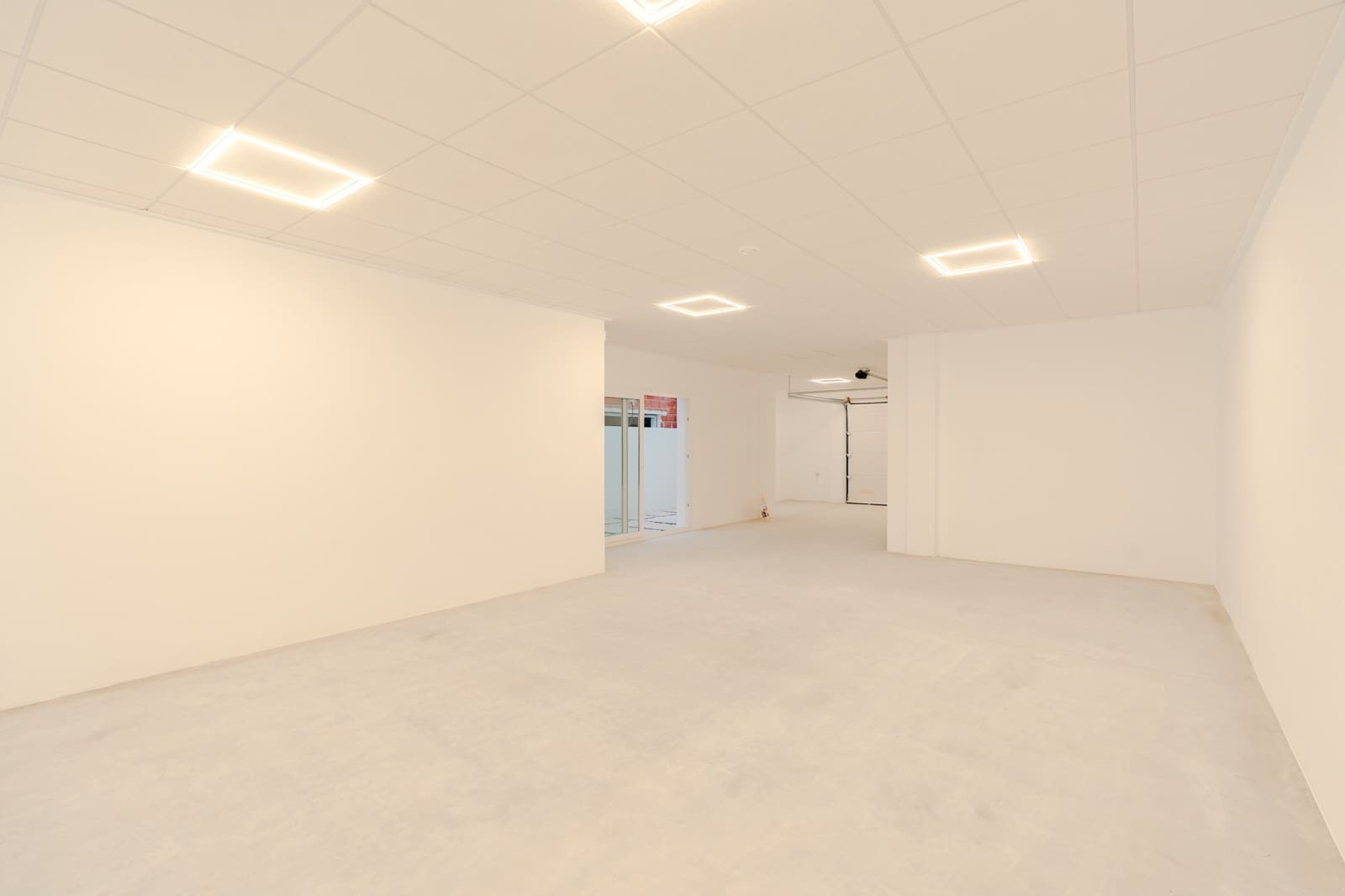 3 soveværelse Villa til salg i Los Alcazares med swimmingpool garage - € 467.000 (Ref: 9887766)