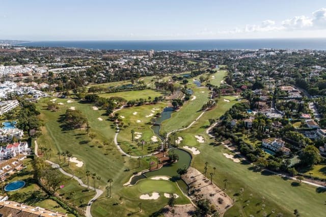 5 soveværelse Villa til salg i Casco Antiguo, Marbella med swimmingpool - € 2.575.000 (Ref: 9888514)