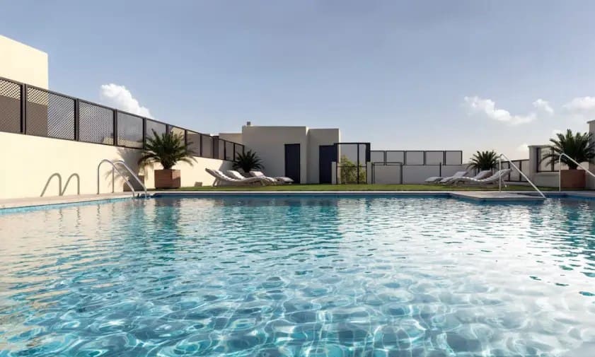 3 quarto Moradia em Banda para venda em Fuengirola com piscina - 870 000 € (Ref: 9888528)