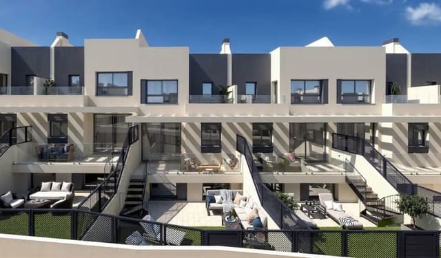 3 quarto Moradia em Banda para venda em Castillo Sohail, Fuengirola com piscina - 870 000 € (Ref: 9888528)