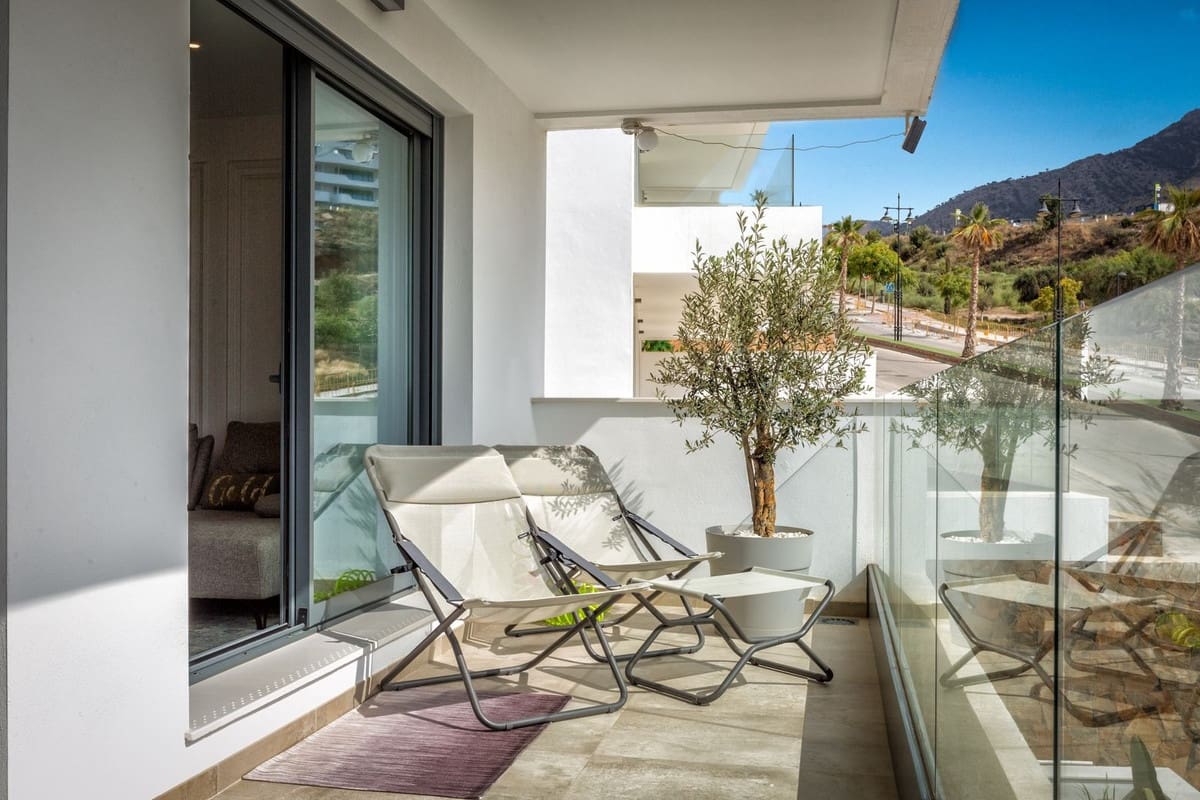 2 soveværelse Lejlighed til salg i Fuengirola med garage - € 515.000 (Ref: 9891480)