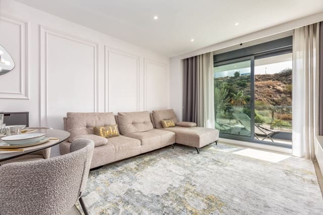 2 soveværelse Lejlighed til salg i El Higuerón, Fuengirola med garage - € 515.000 (Ref: 9891480)