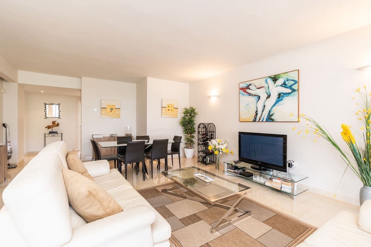 2 sovrum Lägenhet till salu i Miraflores - 385 000 € (Ref: 9891481)