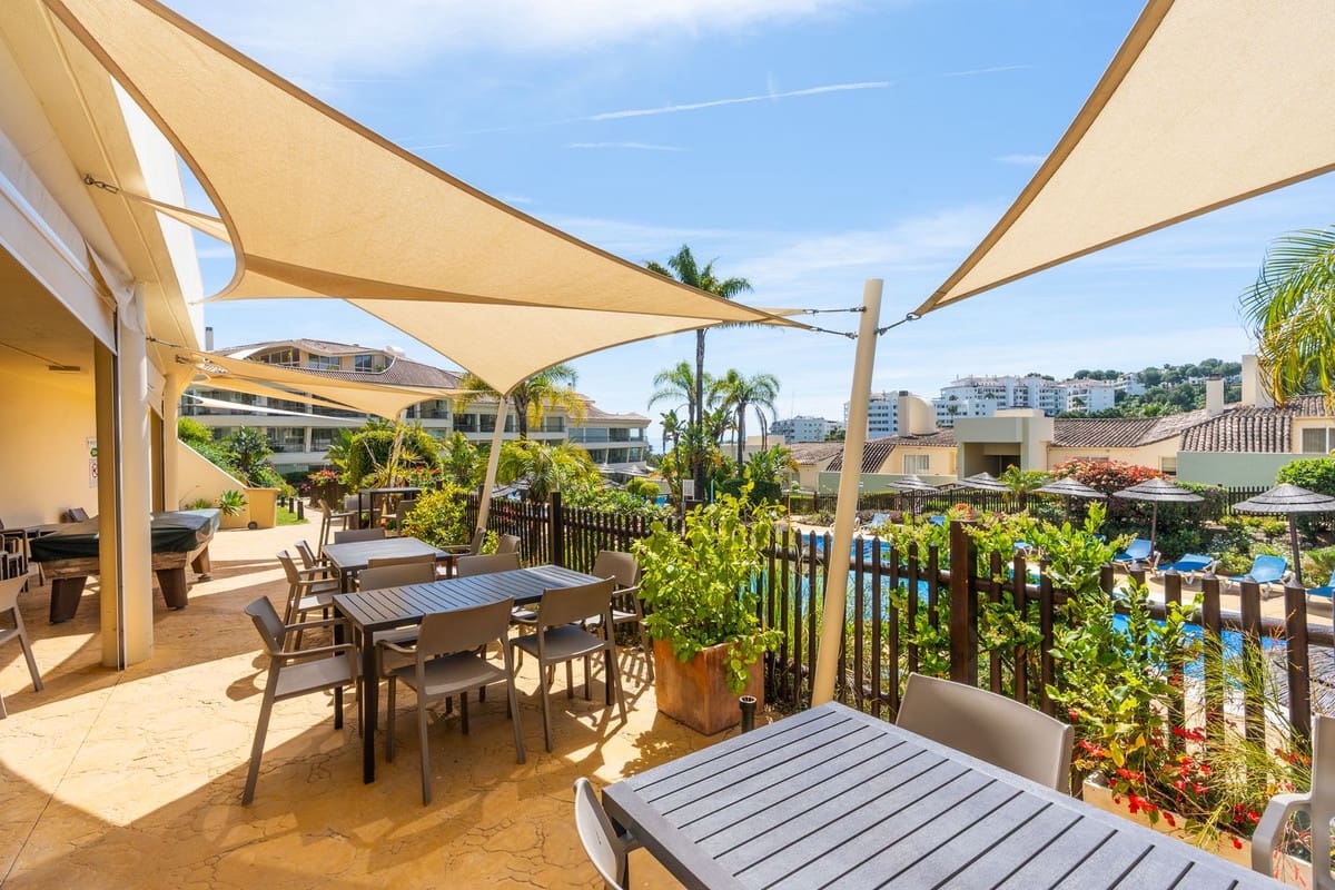 2 sovrum Lägenhet till salu i Miraflores - 385 000 € (Ref: 9891481)