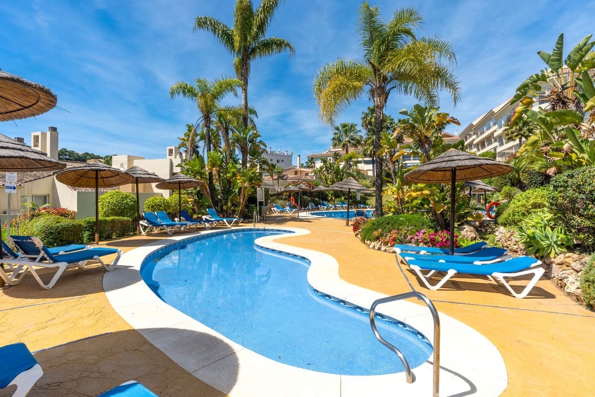 2 sovrum Lägenhet till salu i Miraflores - 385 000 € (Ref: 9891481)