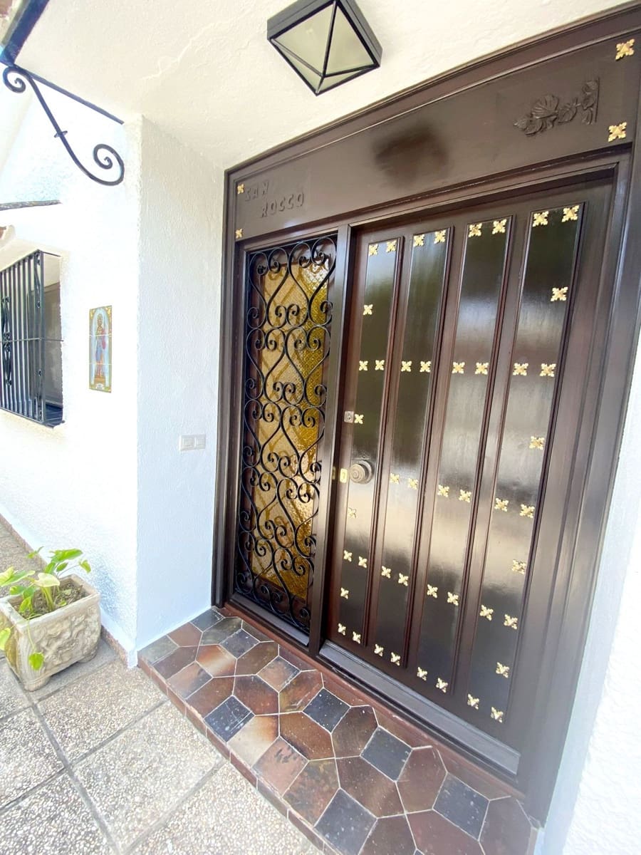 3 sypialnia Willa na sprzedaż w Fuengirola - 985 000 € (Ref: 9891483)