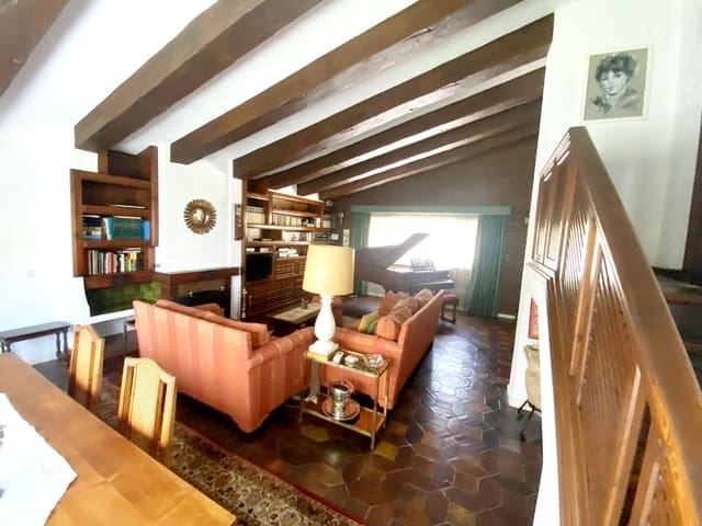 3 sypialnia Willa na sprzedaż w Castillo Sohail, Fuengirola - 985 000 € (Ref: 9891483)