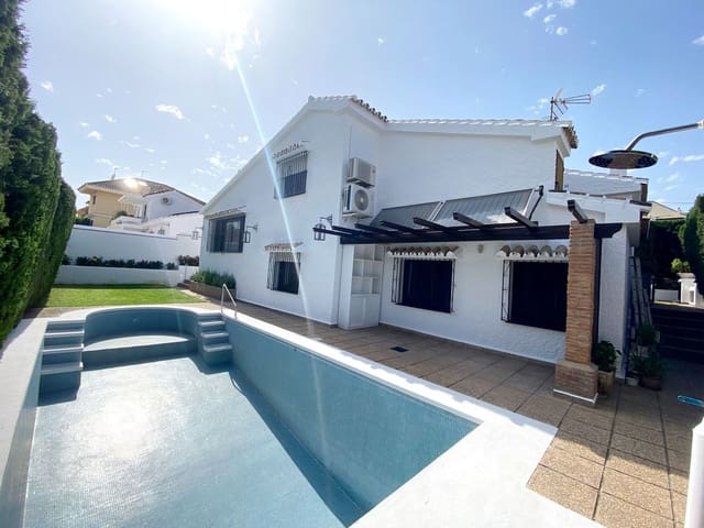 3 sypialnia Willa na sprzedaż w Castillo Sohail, Fuengirola - 985 000 € (Ref: 9891483)