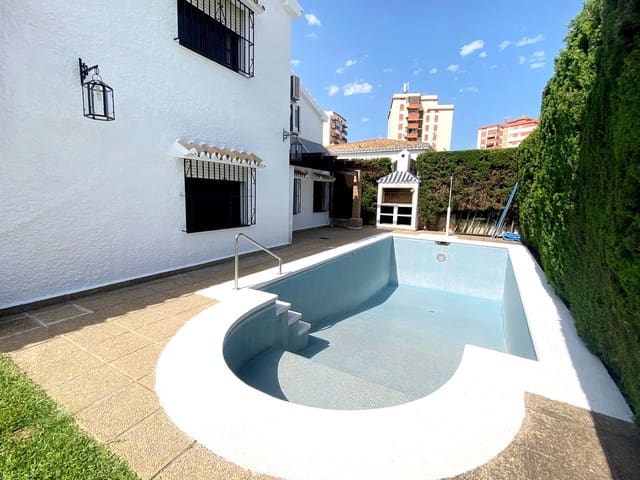 3 sypialnia Willa na sprzedaż w Castillo Sohail, Fuengirola - 985 000 € (Ref: 9891483)