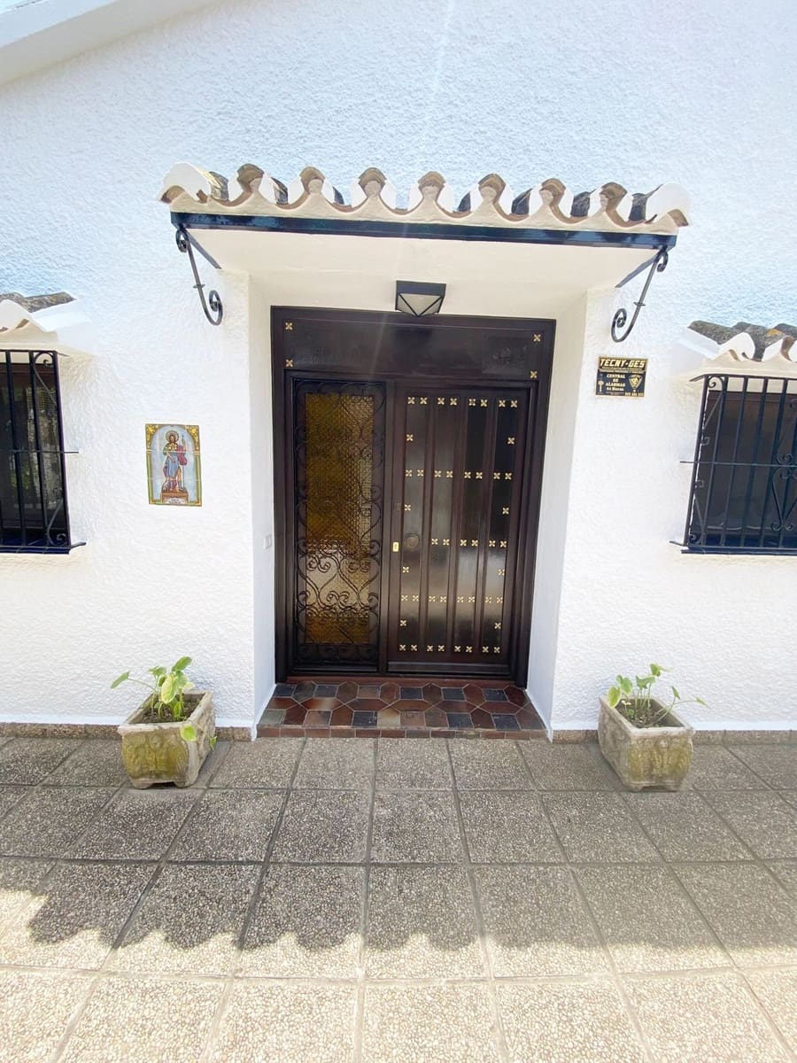 3 sypialnia Willa na sprzedaż w Fuengirola - 985 000 € (Ref: 9891483)