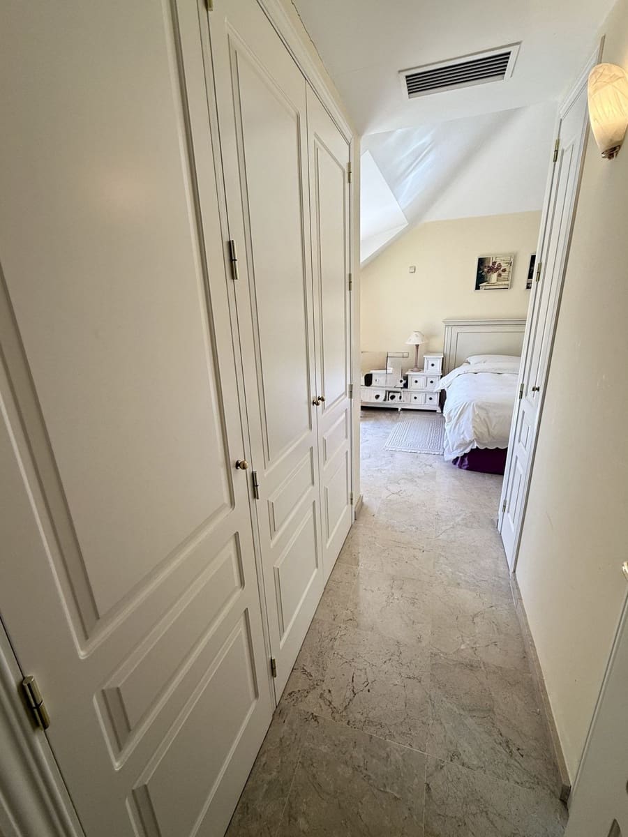 3 quarto Penthouse para venda em Rio Real com garagem - 749 000 € (Ref: 9893553)