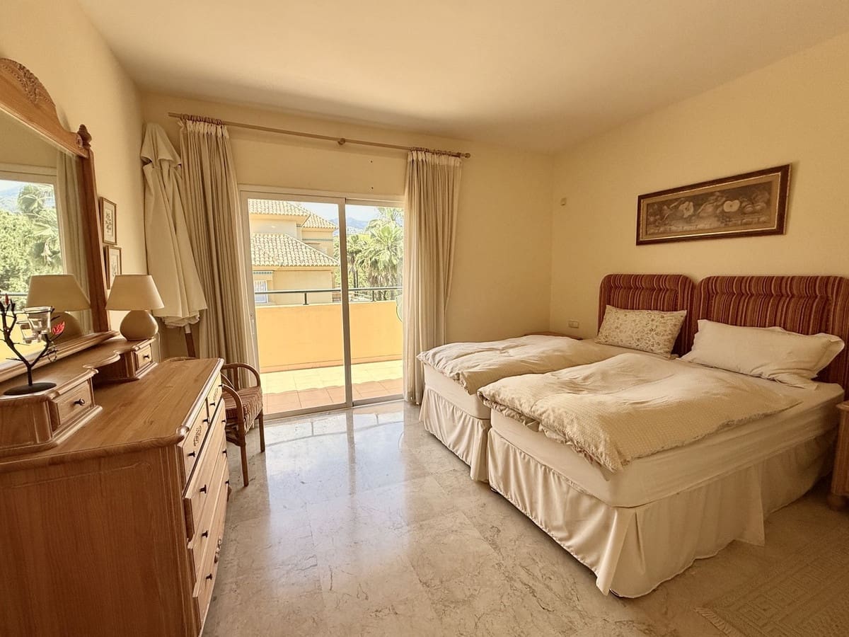 3 quarto Penthouse para venda em Rio Real com garagem - 749 000 € (Ref: 9893553)