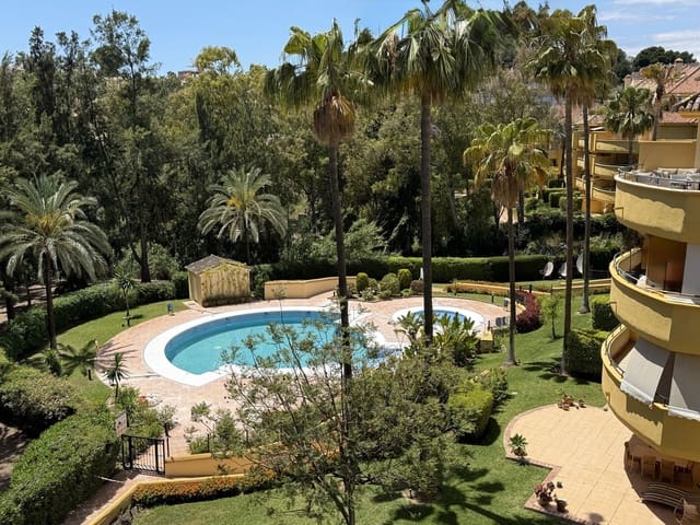 3 quarto Penthouse para venda em Río Real, Marbella com garagem - 749 000 € (Ref: 9893553)