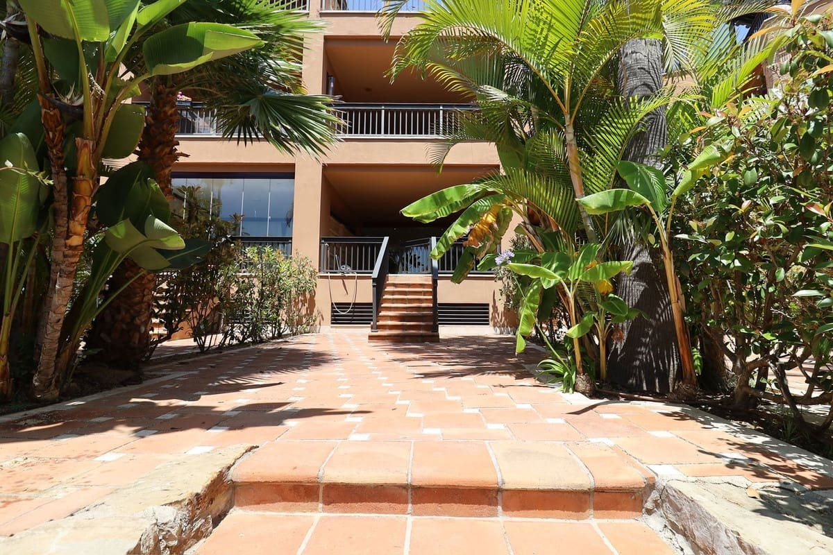 4 soverom Leilighet til salgs i San Pedro de Alcantara med garasje - € 1 650 000 (Ref: 9893554)