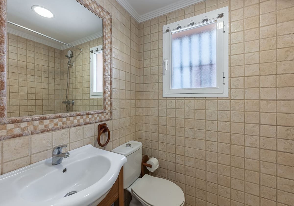 4 quarto Casa em Banda para venda em Marbella com garagem - 545 000 € (Ref: 9895566)