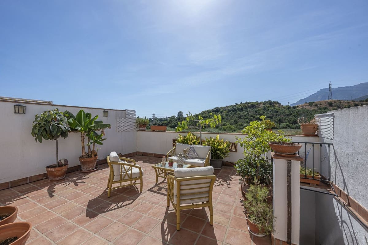 4 quarto Casa em Banda para venda em Marbella com garagem - 545 000 € (Ref: 9895566)