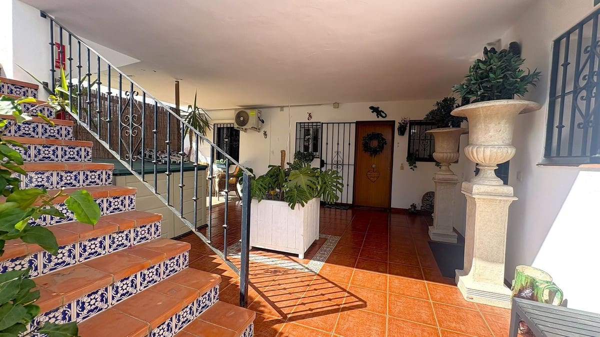 3 Zimmer Apartment zu verkaufen in Estepona - 345.000 € (Ref: 9895567)