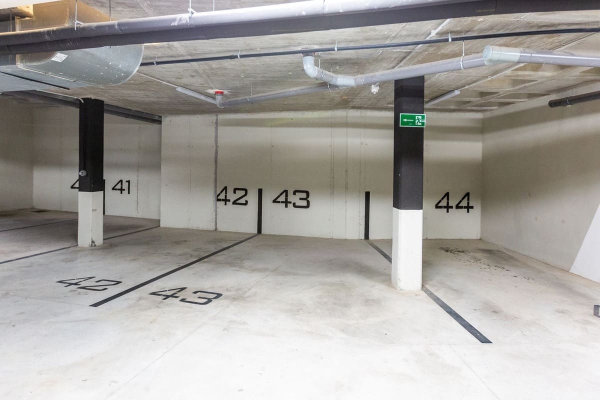 2 Zimmer Apartment zu verkaufen in Cancelada mit Garage - 499.000 € (Ref: 9898587)