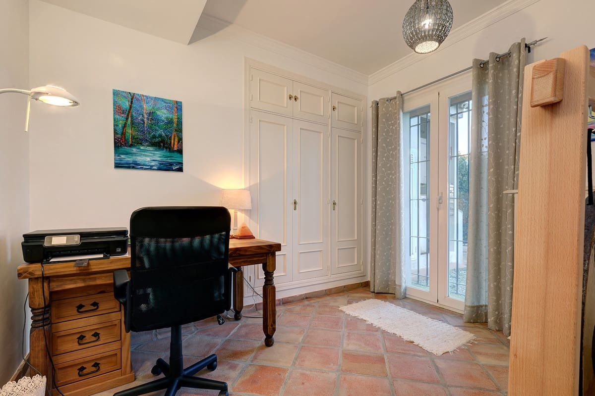 3 quarto Apartamento para venda em Casares - 635 000 € (Ref: 9898589)