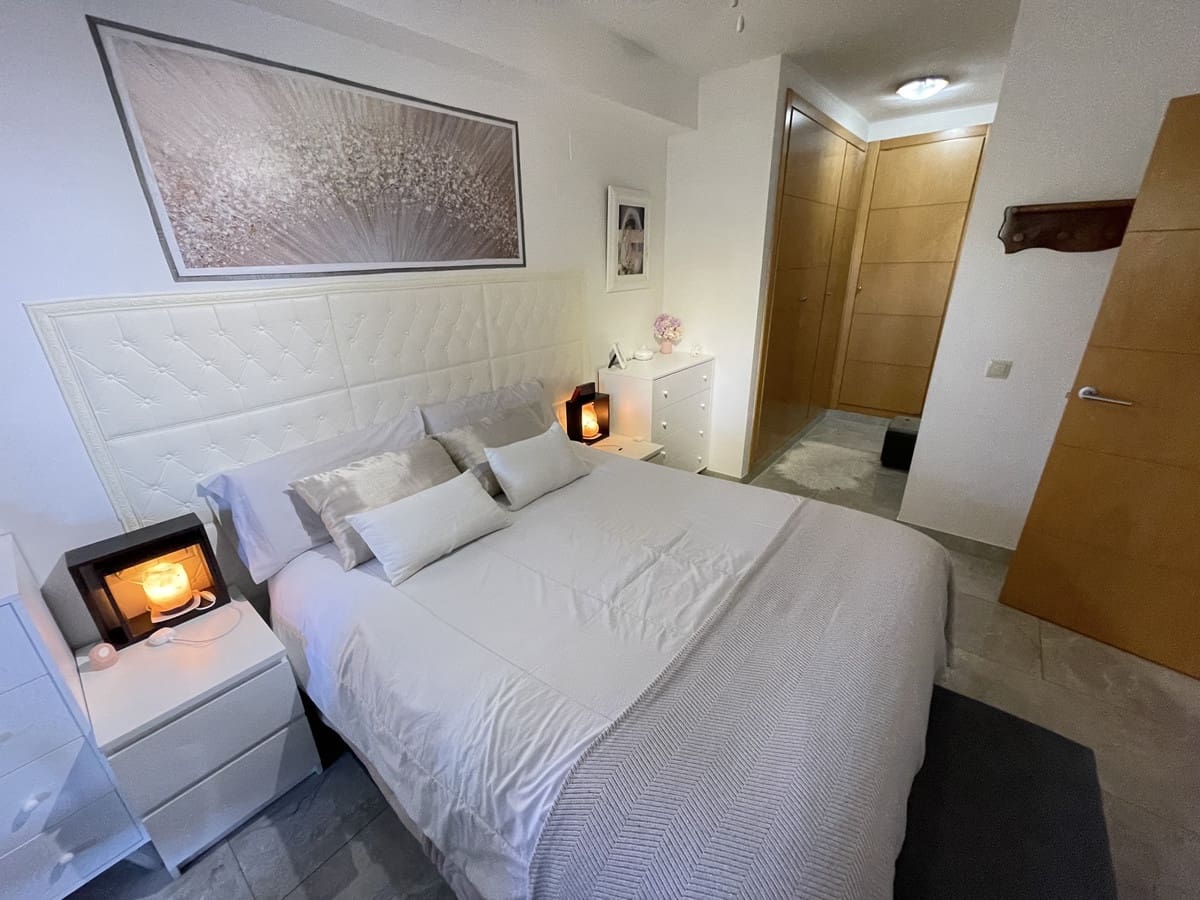 3 sovrum Lägenhet till salu i Marbella - 479 000 € (Ref: 9898590)