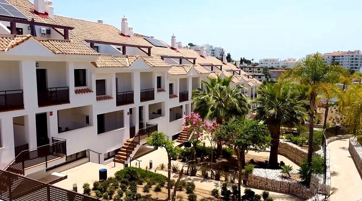4 soveværelse Byhus til salg i Mijas med garage - € 590.000 (Ref: 9899998)