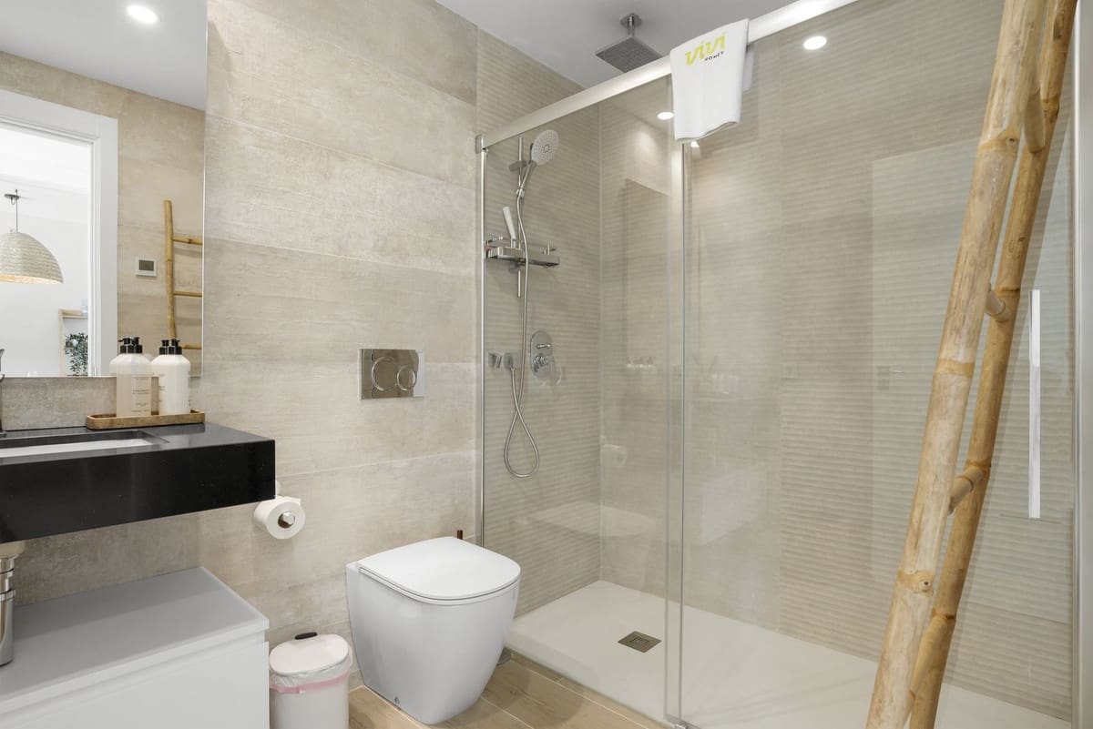 2 sovrum Lägenhet till salu i Fuengirola med garage - 595 000 € (Ref: 9899999)