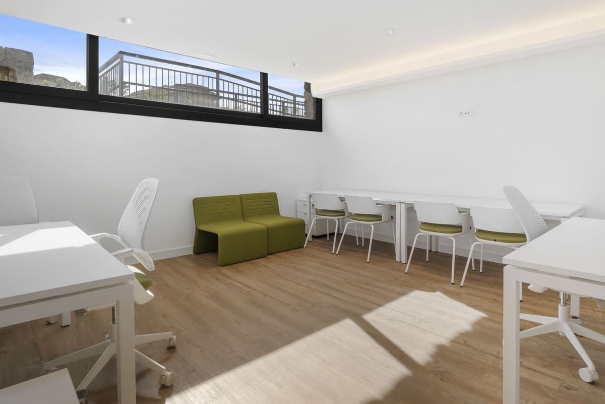 2 sovrum Lägenhet till salu i Fuengirola med garage - 595 000 € (Ref: 9899999)